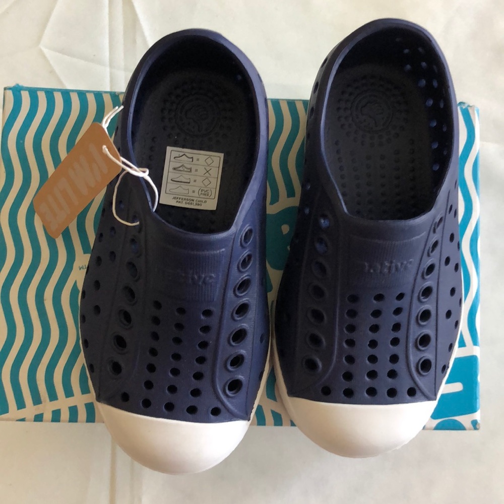 Native Jefferson Regatta Blue/ Shell White